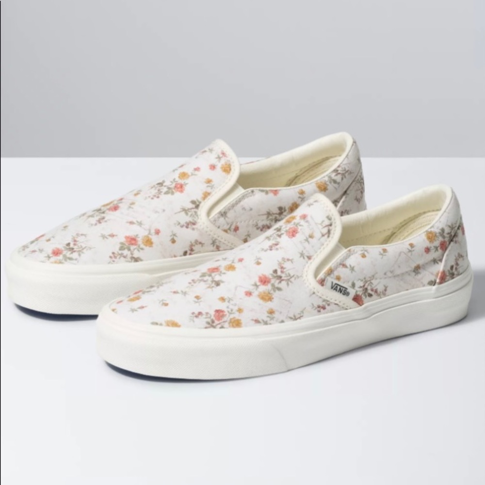 ✨️Vintage Slip On Floral Vans! The Original Skate Shoe! Size 8 - Picture 2 of 8
